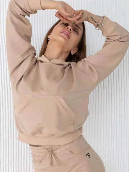Женское худи с капюшоном бежева