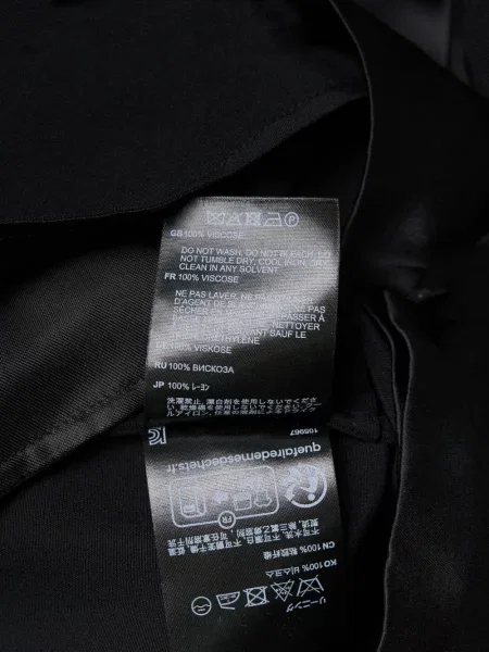Top Toteme cu decolteu în V negru