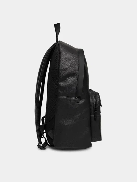Рюкзак Calvin Klein черный