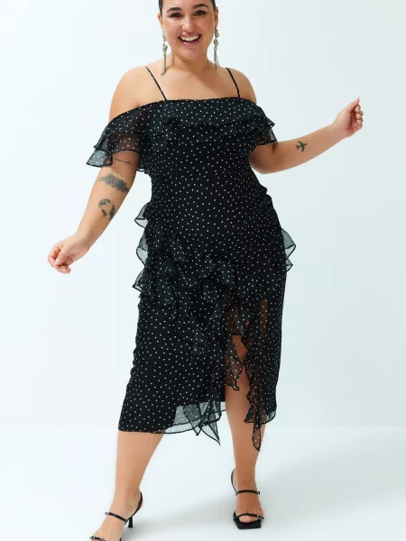 Sukienka maxi Trendyol w grochy na ramiączkach czarna