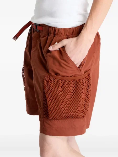 Pantaloni scurți cargo Nike cu imagine plasă maro