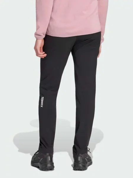 Спортивные штаны Adidas черные