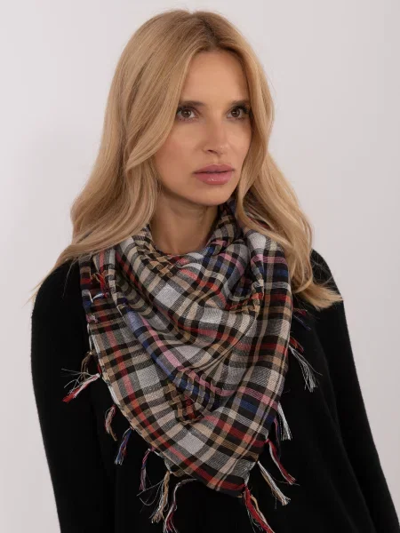 Šál Fashionhunters so strapcami