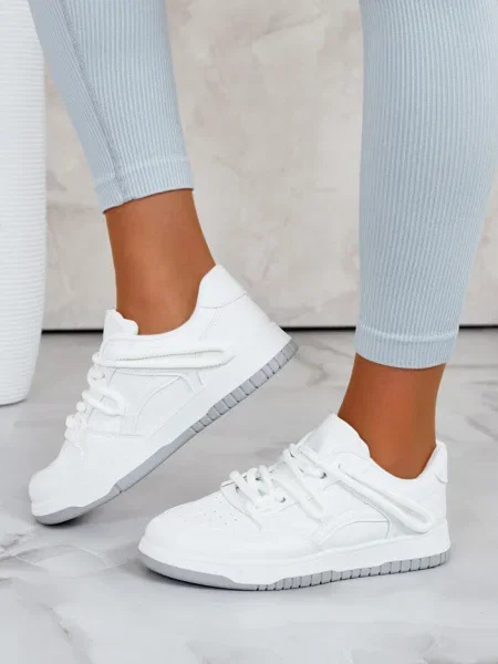 Sneakerși Resti alb
