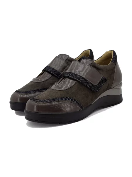 Pantofi Piesanto maro