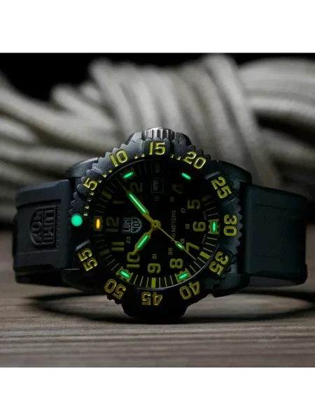 Zegarek Luminox szary