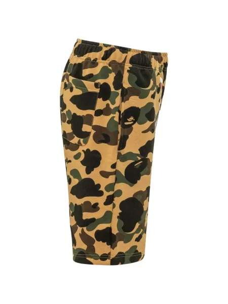 Pantaloni scurți A Bathing Ape® cu model camuflaj galben