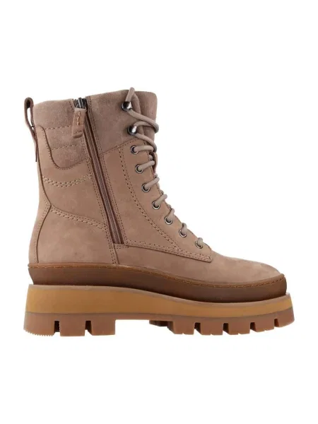 Pantofi Clarks bej
