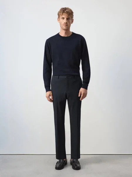 Spodnie Bologna cropped slim fit Mężczyzna 40 MANGO MAN granatowy