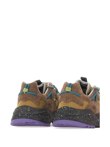 Fűzős szarvasbőr virágos sneaker Flower Mountain barna