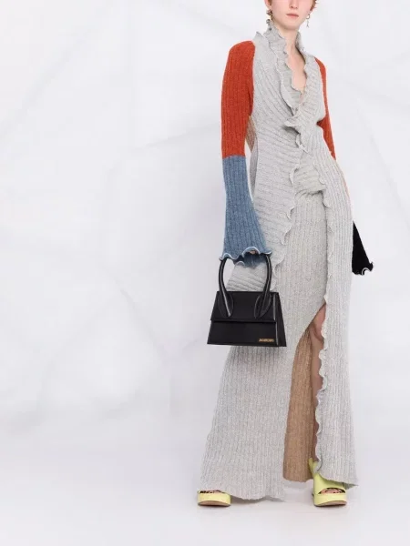 Rankinė Jacquemus juoda