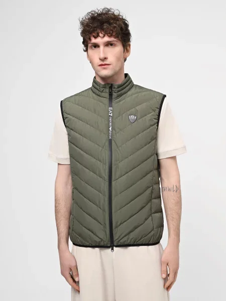 Жилет з утеплювачем хакі