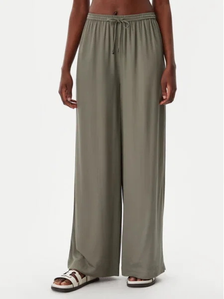 Calvin Klein pantaloni verde