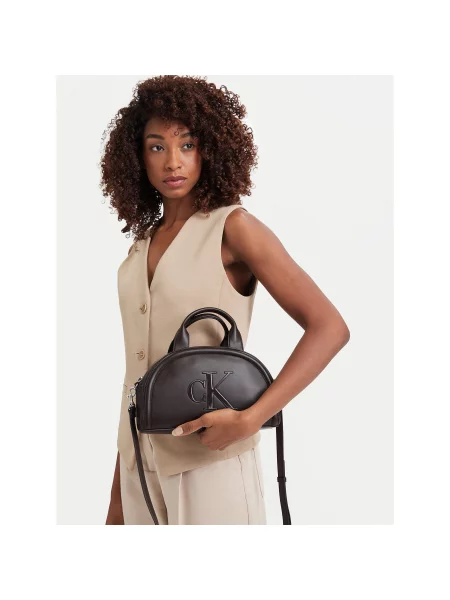 Calvin Klein crossbody torbica iz umetnega usnja rjava