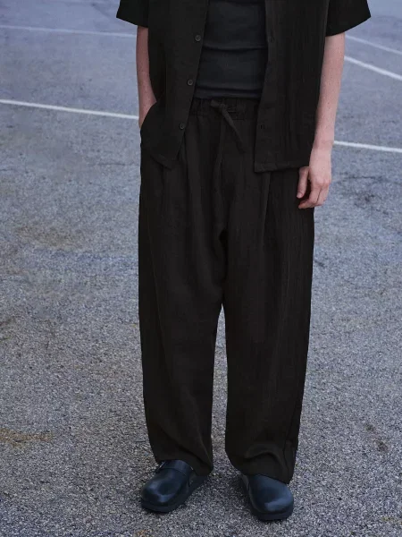 Bershka Pantaloni negru