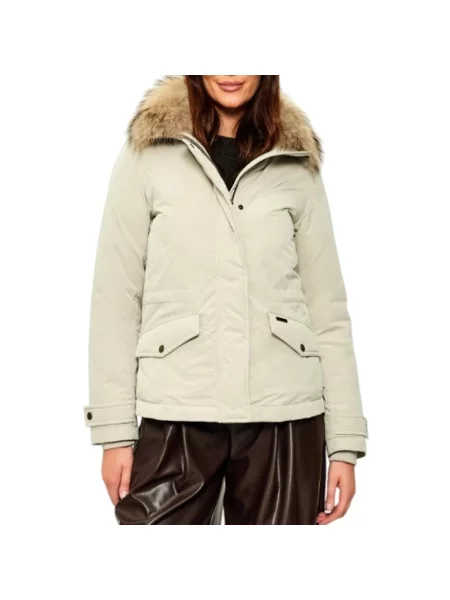 Kurtka puchowa Woolrich z kapturem brązowa