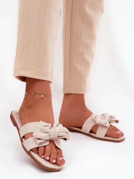 Copati Boto z lokom brez pet bež