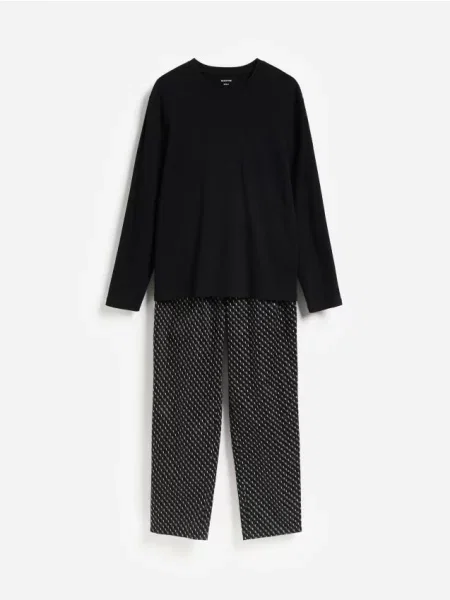 Reserved Pijama din două piese din negru