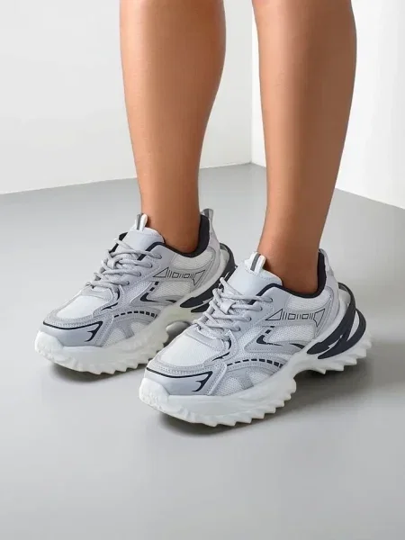 Sneakerși Resti negru