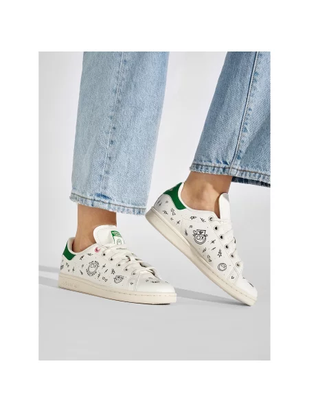 Laisvalaikio batai adidas Stan Smith J balta