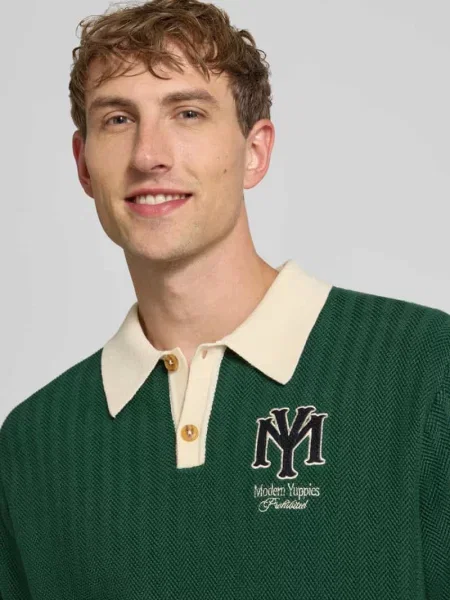 Koszulka polo o kroju regular fit z wyhaftowanym logo Prohibited