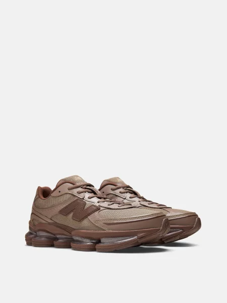 Повседневные кроссовки New Balance с сеткой в сеточку коричневые