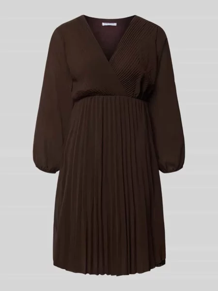 Sukienka casualowa z dekoltem w serek model Zabaione