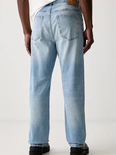 Tommy Jeans jeansy regularne niebieskie