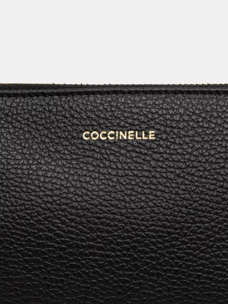 Кожаная сумка через плечо Coccinelle