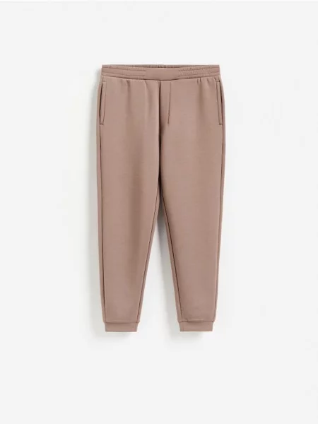 Reserved Pantaloni sport slim bej