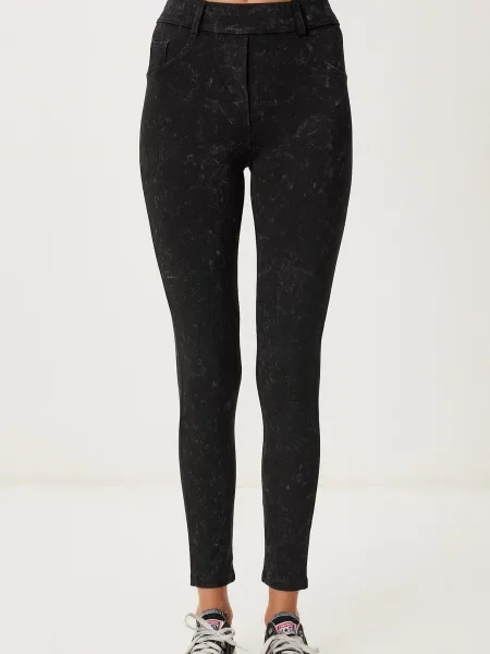 Happiness İstanbul Hlače crna