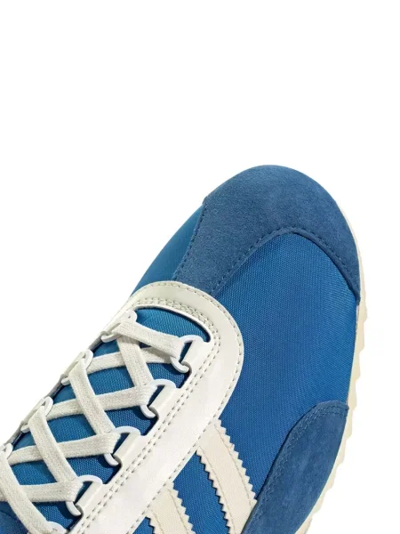 Sneakerși Adidas Adizero cu dungi roz