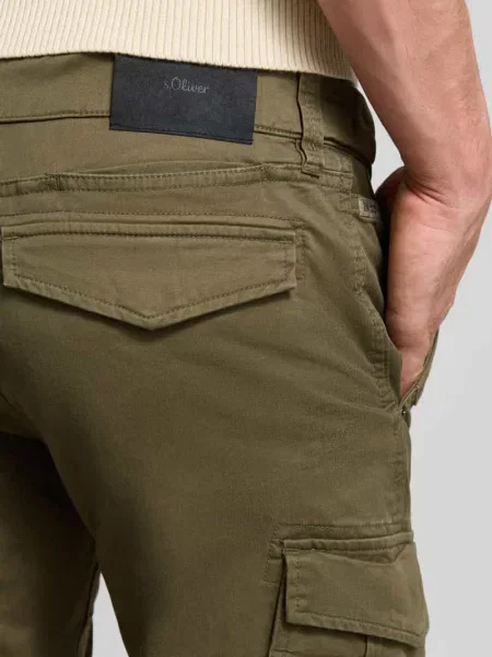 Spodnie cargo o kroju regular fit z mieszanki bawełny S.oliver Red Label