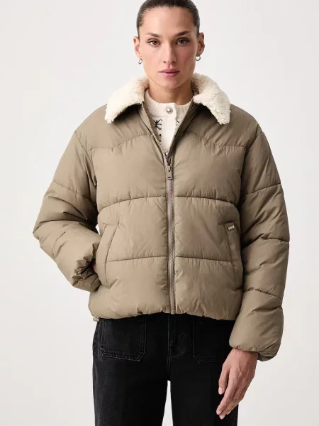 Levi's geacă matlasată pentru femei PALMER PUFFER SHERPA maro