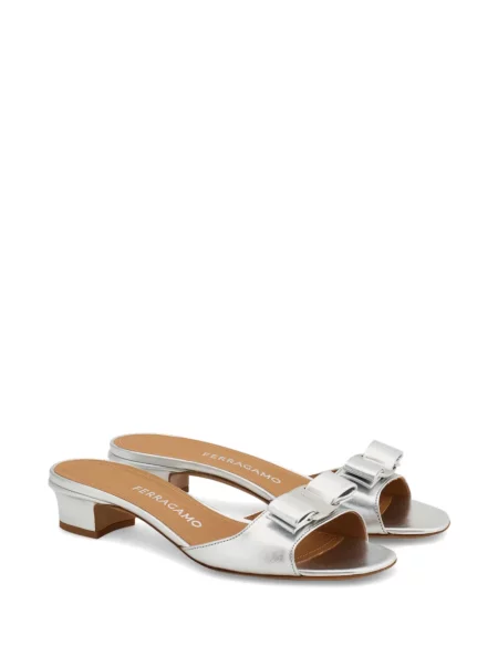 Sandale Ferragamo cu funde
