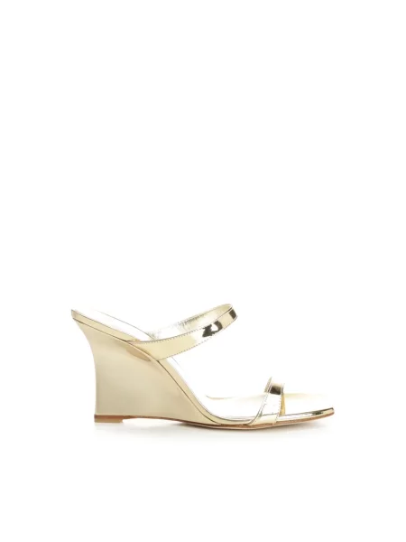 Sandały Stuart Weitzman na koturnie brązowe