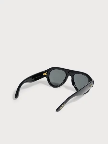 Ray-Ban Slnečné okuliare čierna
