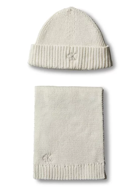 Set šal + kapa Calvin Klein Jeans Knitted Scarf Beanie Giftbox Kremna bež