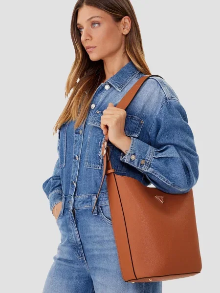 Сумка Guess