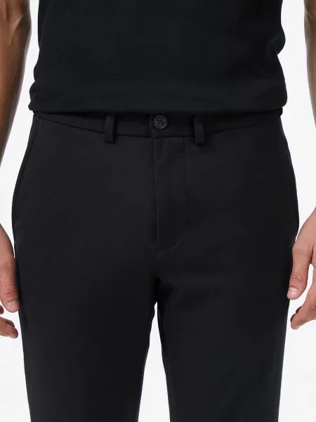 Чиносы Lacoste черные