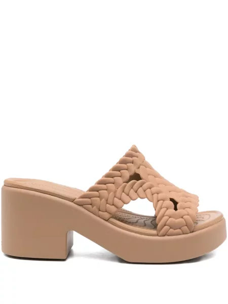 Sandały Crocs brązowe