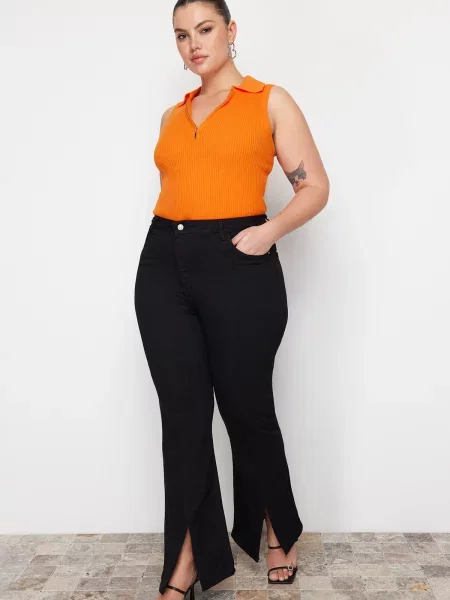 Blugi evazați Trendyol evazate negru