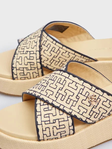 Шлепанцы Tommy Hilfiger бежевые