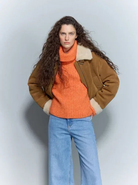 Reserved Структурована водолазка помаранчевий