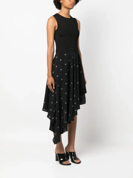 Rochie Givenchy de costum negru