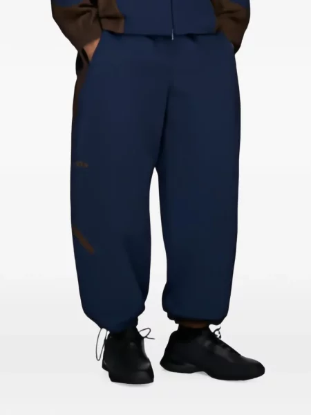 Pantaloni Adidas alergare cu autograf alb