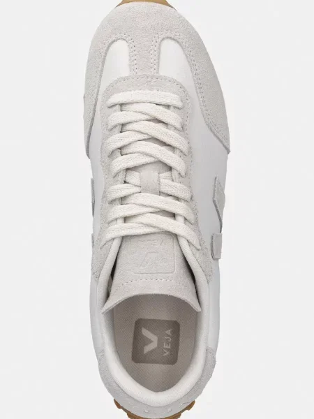 Кожаные кроссовки Veja