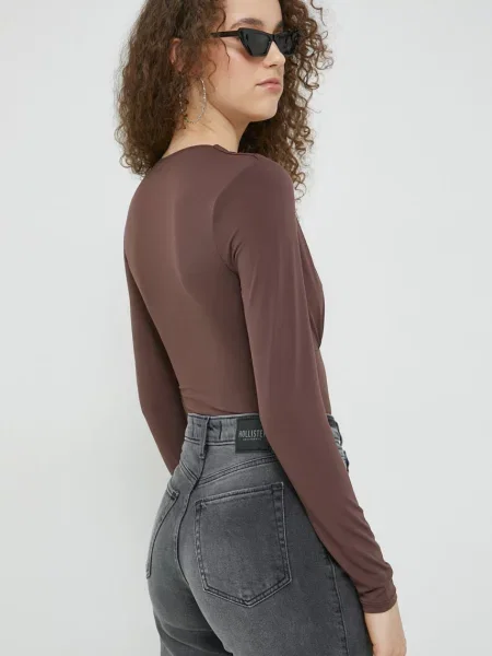 Body Abercrombie & Fitch hnědá