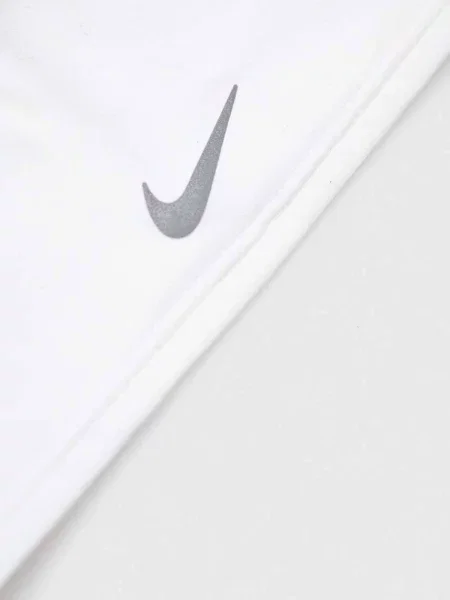 Шапка Nike белая
