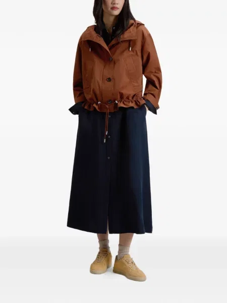 Jachetă cu glugă Woolrich cu glugă maro